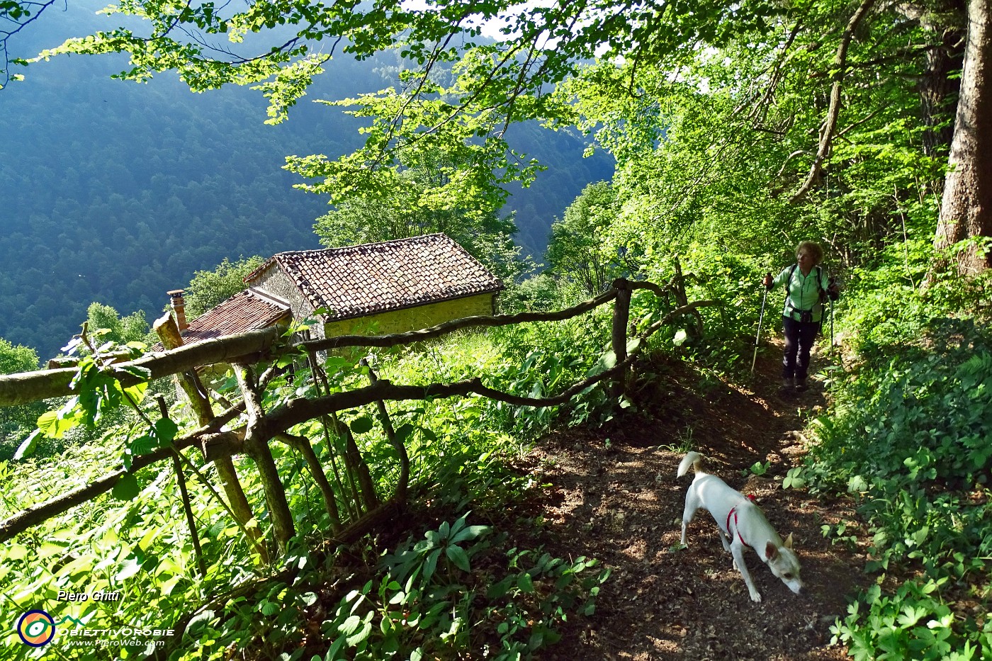 13 Una baita-cascina....JPG -                                